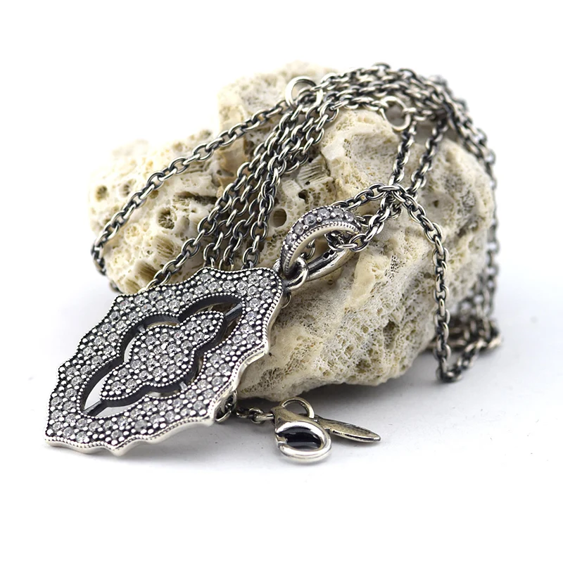 Пандора сургут. Пандора сургут. Пандора сургут. Шарм пандора морской конек. Кольцо перышко пандора.