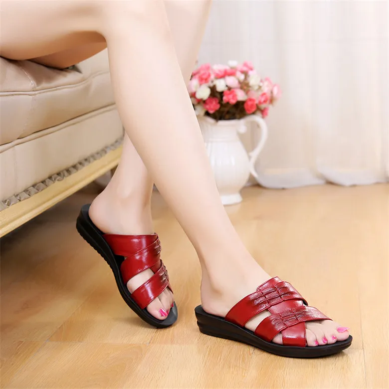 2018-Summer-Women-Slippers-Shoes-genuine-leather-Open-Toe-Low-heel-shoes-Women-platform-Slippers-black (1)
