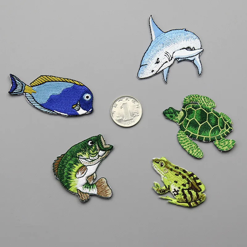 1 Piece Embroidered Fish Tortoise Animal Patch For Clothing Iron On DIY Banner Applique Stickers Bags Sew Badges Patchwork