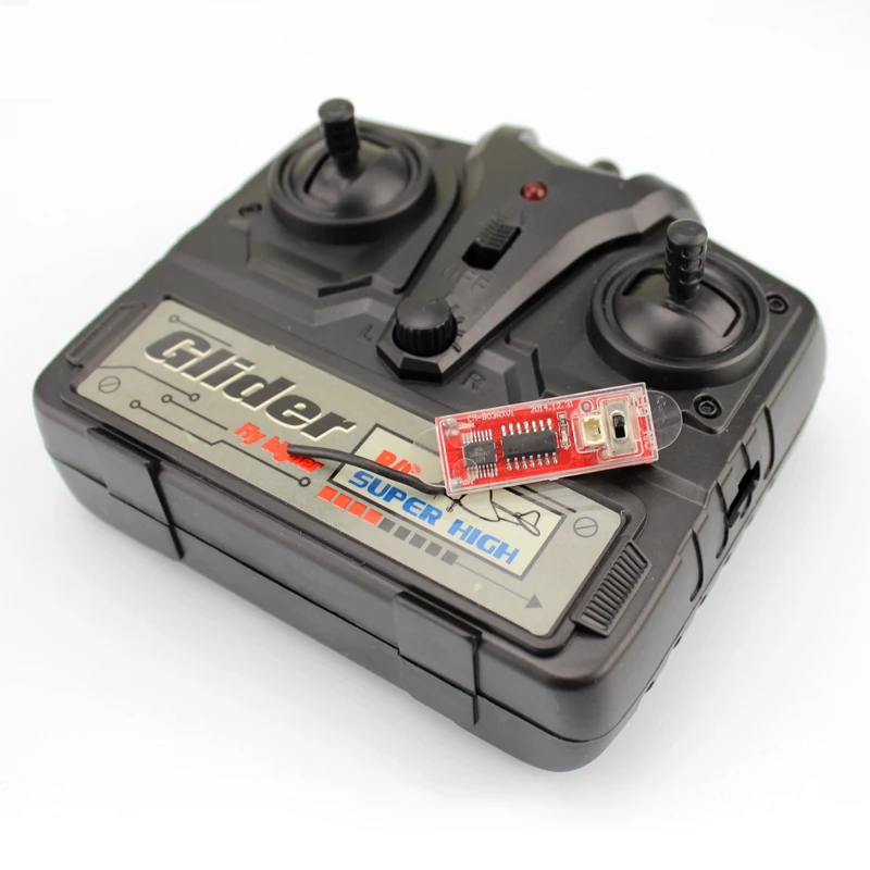 2.4G remote control kit / DIY remote control airplane model making Airplane /remote control with receiver /DIY model accessories 2.4G remote control kit / DIY remote control airplane model making Airplane /remote control with receiver /DIY model accessories