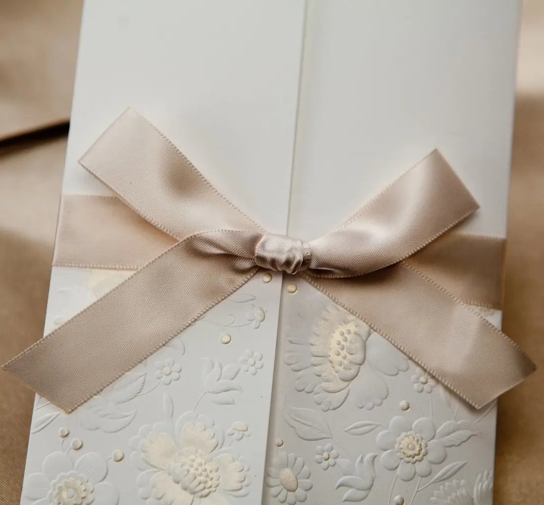  2Pcs Elegant Vintage Embossed Tri-fold Wedding Invitations Cards Acrylic Birthday Card with Envelop - 32989017524
