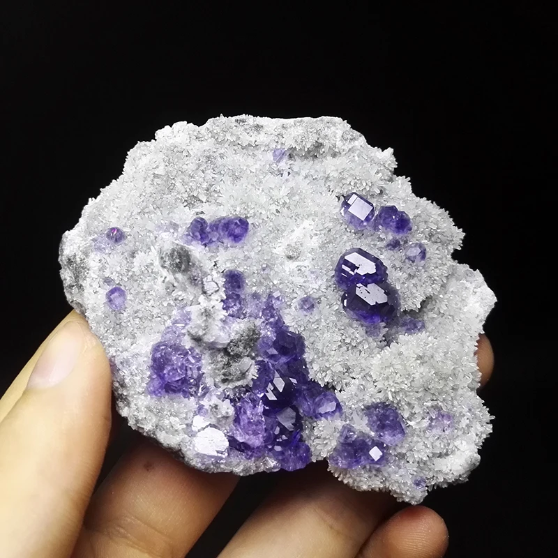 

146g NATURAL Stones and Minerals purple Fluorite quartz crystal RARE ORE UNIQUE SPECIMENS Y3 07