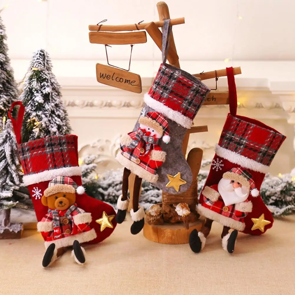 Рождественские чулки; носки санта-клауса; подарочная сумка с изображением героев мультфильмов; рождественская елка; висячие украшения с изображением снеговика, оленя, камина