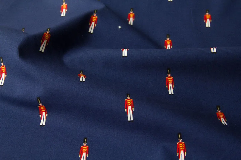 Полметра хлопчатобумажная ткань Лоскутная стеганая ткань игрушка "Щелкунчик" Солдат ВМС