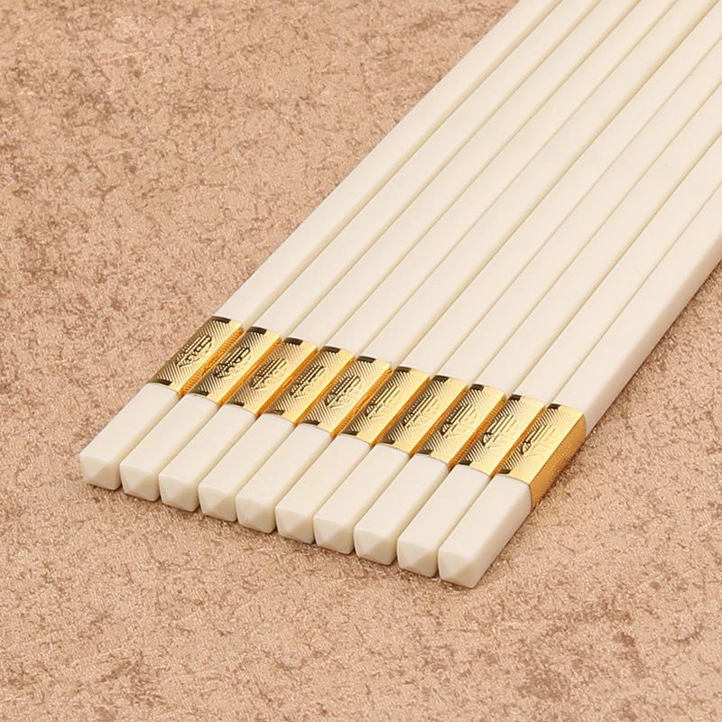 Gold Fu Chopsitck set  (9)