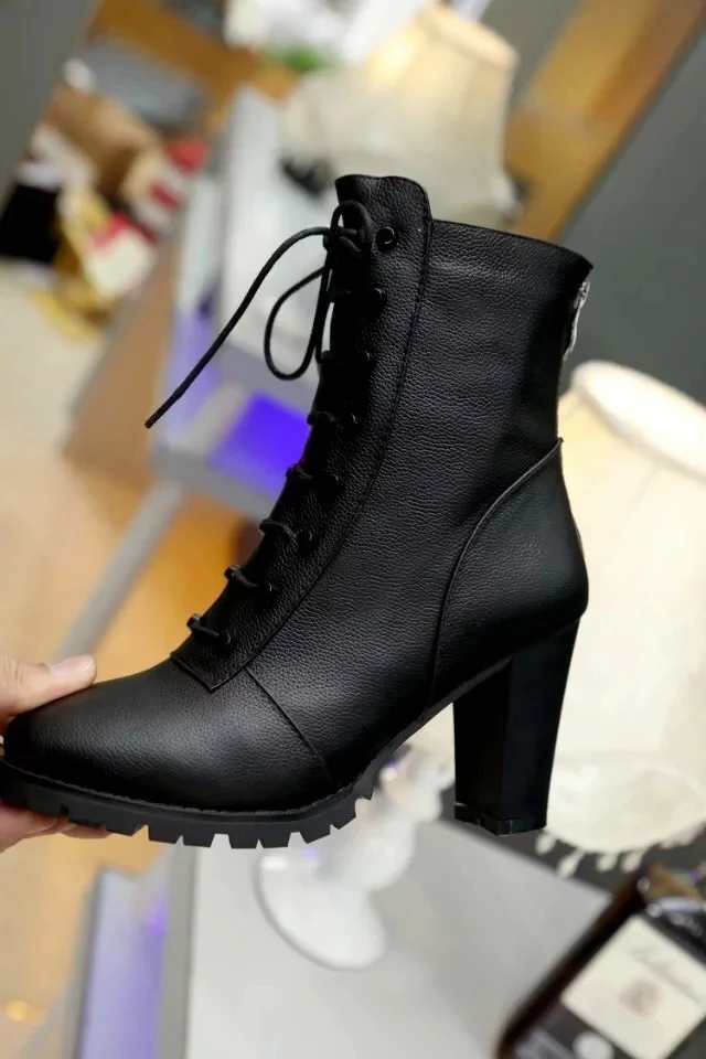

2017 Wholesale Cheap Vintage Elegant Women Ankle Boots Lace Up Star Style Genuine Leather Luxury Famous Brand