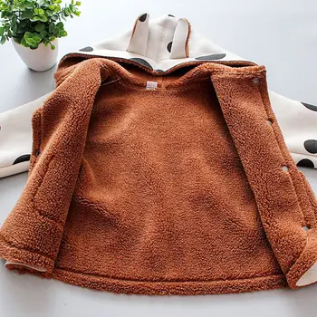 

Children's coat Autumn winter new children's wear girl Lupirong dot top baby with velvet fur one tide