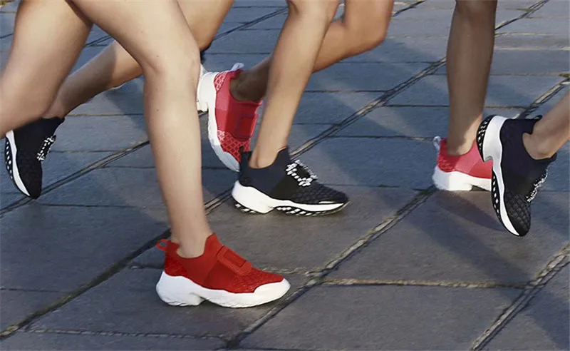 Mstacchi стразы Для женщин спортивная дышащая женская обувь из сетчатого материала на не сужающемся книзу массивном кроссовки из натуральной Кожаная обувь для отдыха Дамская обувь