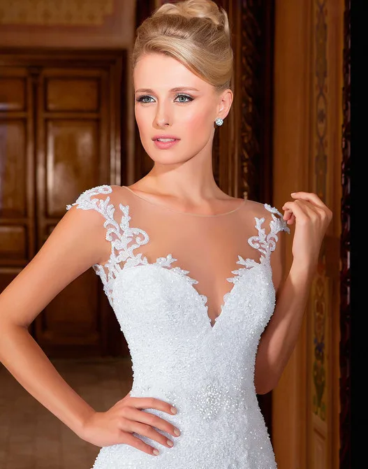 Vestido-de-noiva-New-Design-Sheer-Neck-Cap-Sleeve-Mermaid-Appliques-Beading-Court-Train-Tulle-Wedding
