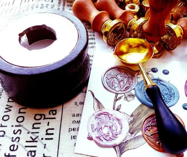 

Creative Stamp Wax Seal Beads Sticks Warmer Wax Sticks Melting Glue Furnace Tool Stove Pot For Wax Seal Stamp Candle holder