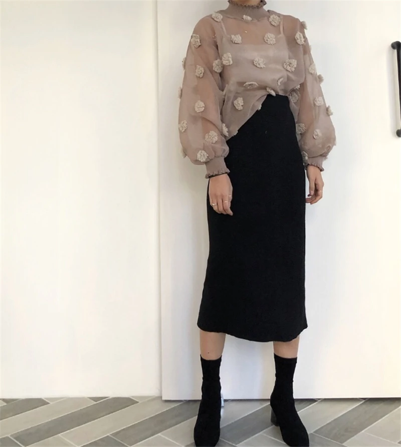 0_6_2103750744064311314