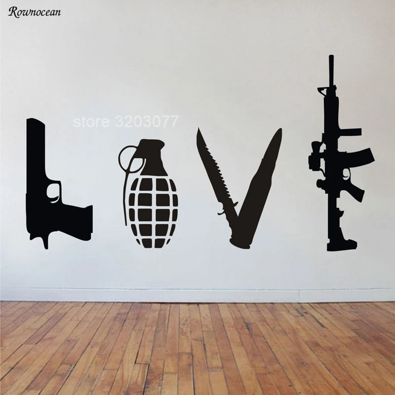 Настенная виниловая наклейка Banksy на стену любовь оружие комбинированный