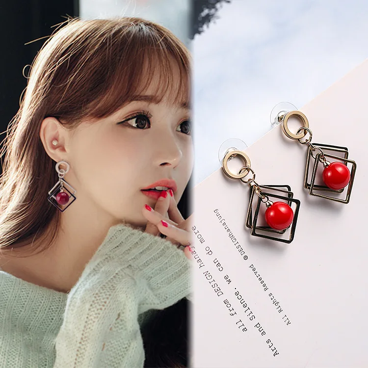 

Classic Metal Water Drop Women Dangle Earrings Geometric Cherry Red Bead Earrings For Women Drops Earrings