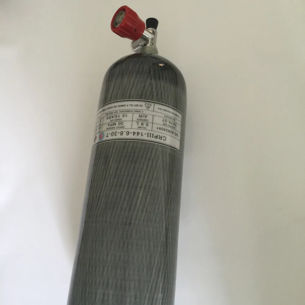 

Professional diving cylinder valve with a 6.8l carbon fiber cylinder/oxygen cylinder valve and a 6.8l carbon tank-K