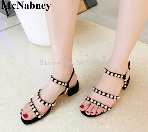 

2019 Summer New Pearl Rivet Peep Toe With Ankle Buckle Strap Sandals European And American Style Temperament Elegant Women Shoes