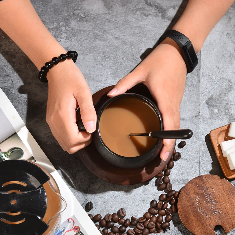 American-retro-stoneware-frosted-coffee-cup-with-wood-base-Simple-ceramic-personality-mug-with-lid-and (4)
