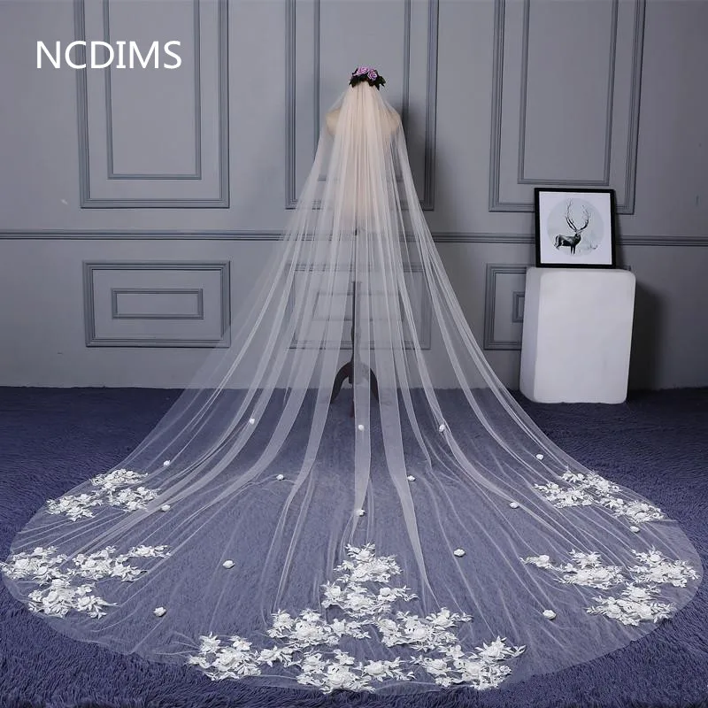 Luxury White Ivory Lace Wedding Veil Bridal Veils Sequin Crystals Cathedral Comb 