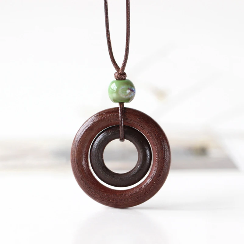 

Vintage Long Necklace Handmade Jewelry 47-75cm Adjustable Wax Leather Rope Double Circles Wooden Pendant 2019 New Wood Necklace