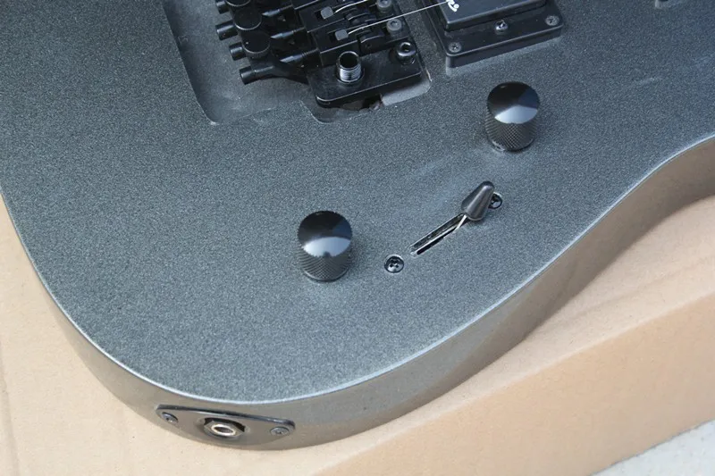Электрогитара с металлическим корпусом серая электрогитара Floyd Rose 2 пикапа белая