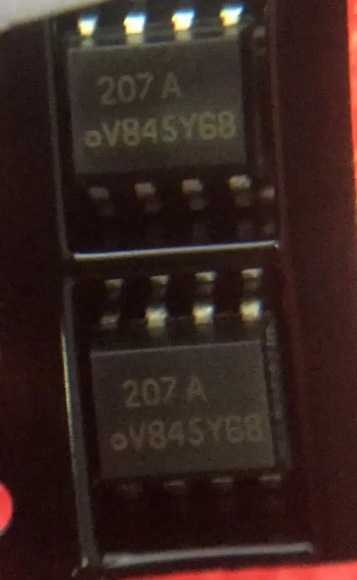 

20pcs/lot IL207AT SOP8 original NEW