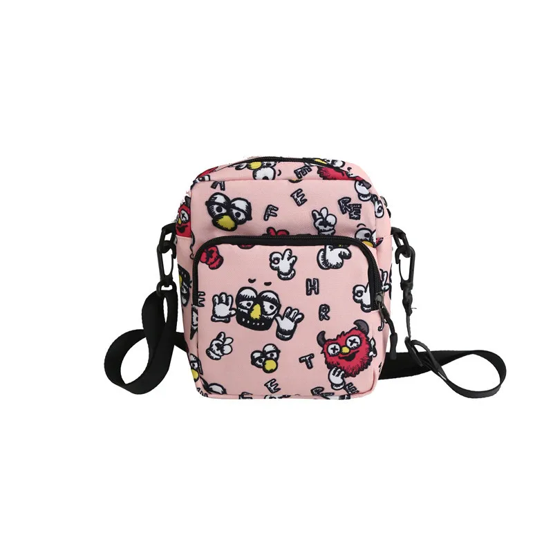 

2019 New Luxury Handbag Cartoon Print Shoulder Bag Female Casual Small Messenger Bag Canvas Handbag Iris Canvas Women Bag