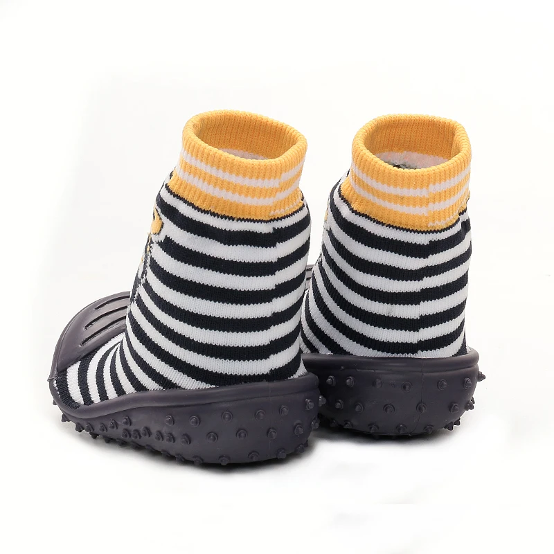 Joyo Roy/мокасины в полоску для новорожденных; нескользящие носки-тапочки для младенцев; популярные домашние тапочки с мягкой подошвой для малышей