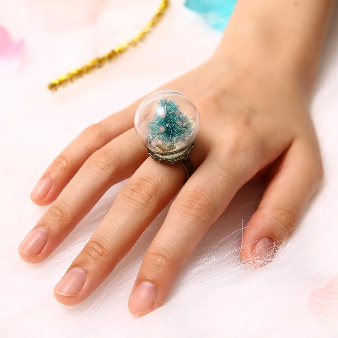 Shellhard Luminous Xmas Rings Shellhard Christmas Tree Glass Snowball Glow In The Dark Finger Ring For Women Men Jewelry