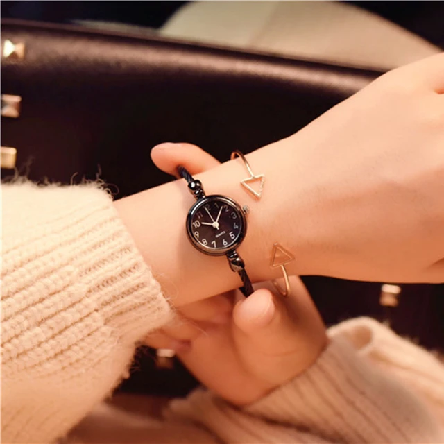 Small fashion women watches 2018 popular brand simple numbers bracelet watch ret Small fashion women watches 2018 popular brand simple numbers bracelet watch ret