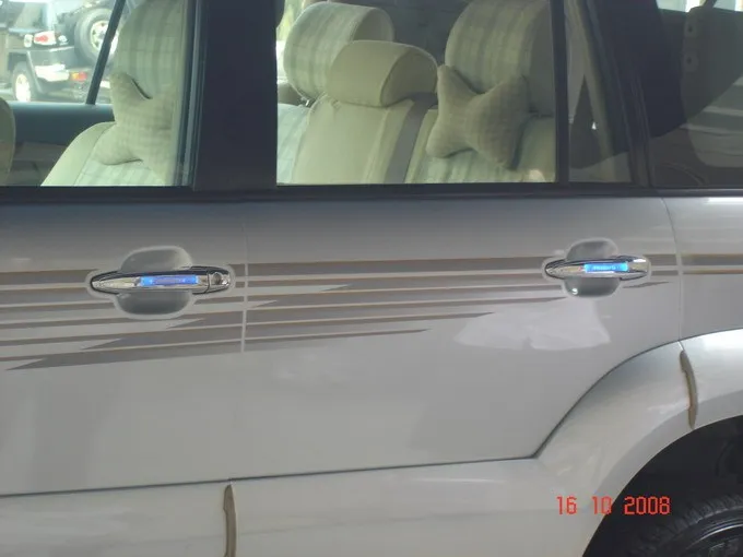 

For Toyota Prado 2003-2009Year LC120 FZJ120 2700 4000 Plating Door Handle With LED Light