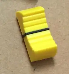 Универсальный сценический диджей микшерный пульт слайдер крышка прямой слайд потенциометр пластиковая кнопка черный белый красный - Цвет: 4mm yellow