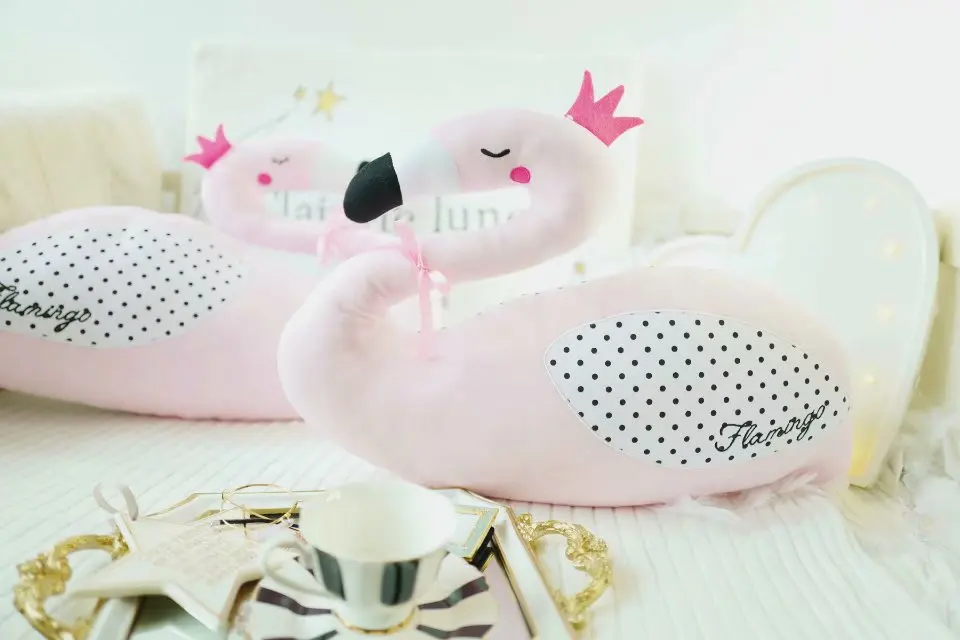 Travesseiro do Bebê Decoração do Quarto da Cama das Crianças Rosa Cisne Acompanhar Flamingo Travesseiro Almofada Bebê Dormindo Boneca Brinquedos Cor ou 4 Cheap Almofadas de pelúcia