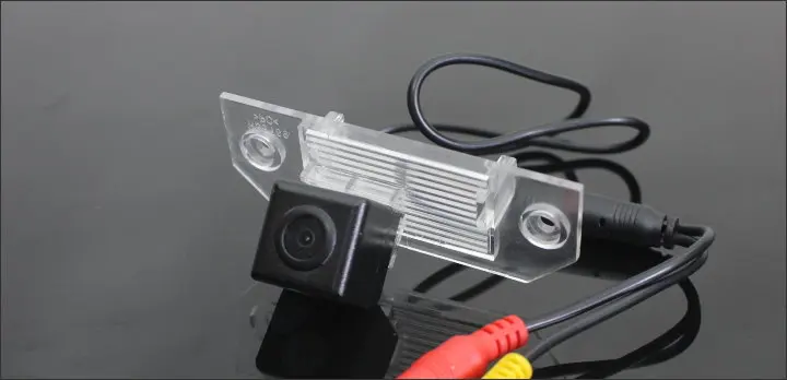Liislee RearView Camera  Backup Parking Camera For Skoda Octavia  Laura 2008~2012 License Plate Light OEM  CCD Night Vision 3
