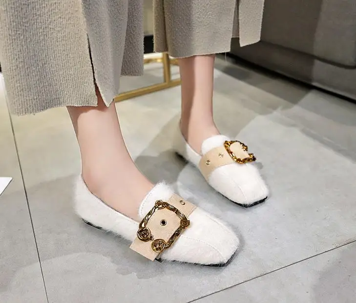 Shoes female 2018 new net red women's shoes autumn Korean version of the wild peas shoes fur shoes