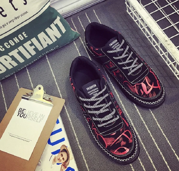 Spring Autumn Man Casual Shoes Canvas Breathable Lace Up Fashion Graffiti Hard-Wearing Korean Walking Flat Shoes Man Sewing (20)