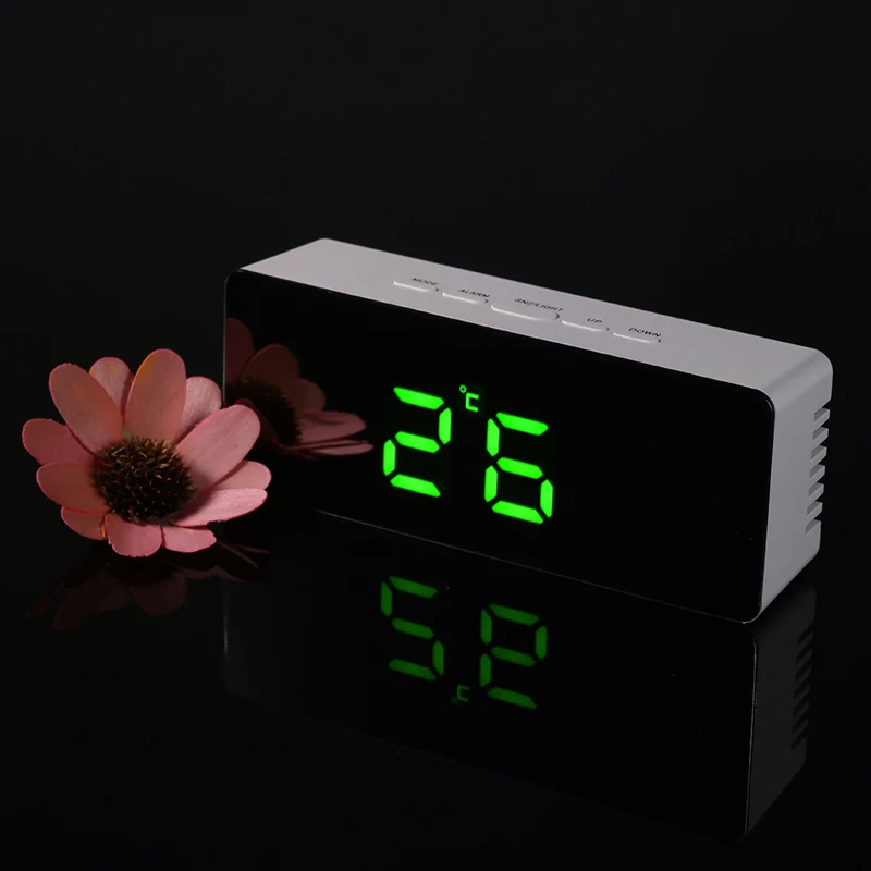 Цифровой светодиодный Будильник 12 H/24 ч сигнализации и повтора Функция зеркало часы Крытый термометр электронный рабочего стола часы USB - Цвет: Green
