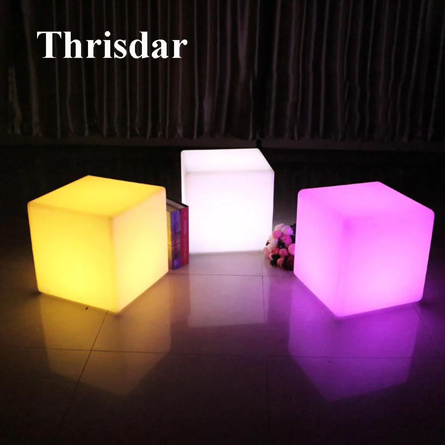 

Thrisdar 16 Color Outdoor Led illuminated Furniture KTV Bar Cube Chair Table Light 40X40X40CM Villa Garden Party Cube Stool Lamp