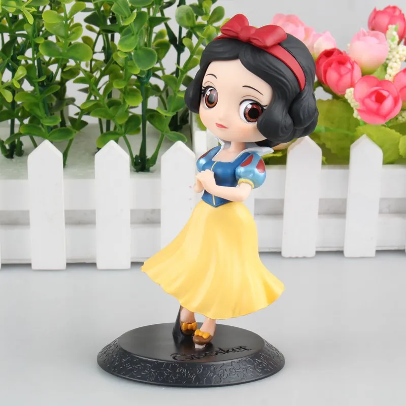 2017 Movie Cartoon Princess Snow White Action Figure Model Toys Big Eyes Snow White Dolls Cake Home Decor 14cm  (3)