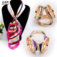 High-end women’s fashion scarf buckle.scarves buckle a brooch popular female charm jewelry Christmas gift