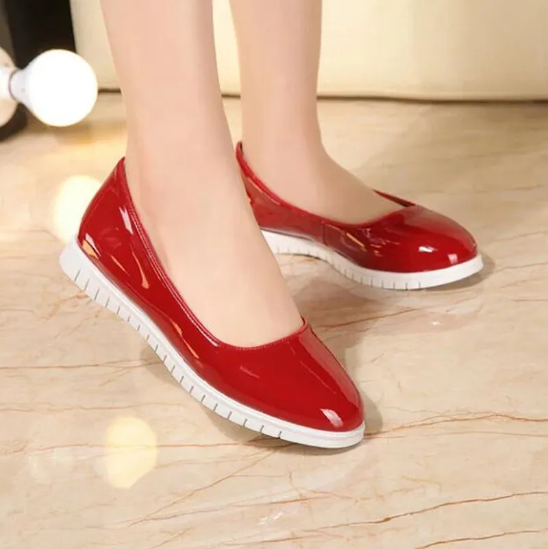 

Spring New Comfortable Ladies Flats Shinny Patent Leather Upper High Quality Women Slip On Driving Loafers Shoes Red Black White
