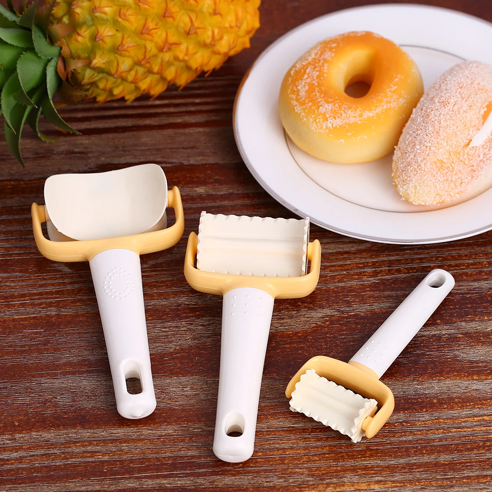 

3pcs/set Rolling Cookie Cutters Dough Round/Square Cutter Roller Slices Biscuit Cookies Cookie Dumpling baking pastry Cutter