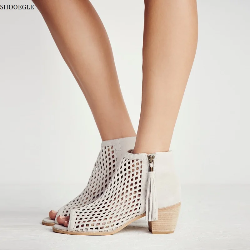 SHOOEGLE Red White Fringe Women Ankle Boots Summer Open Toe Cut-Outs Women Shoes Casual Style Block Heels Women Short Boots цена SHOOEGLE Red White Fringe Women Ankle Boots Summer Open Toe Cut-Outs Women Shoes Casual Style Block Heels Women Short Boots цены онлайн