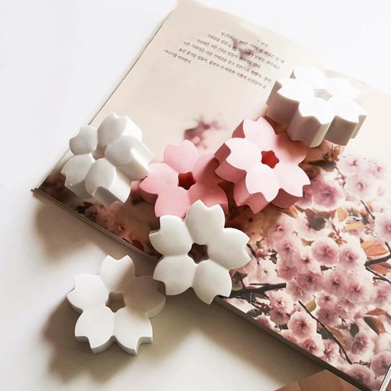 

Sakura Flower Cake Silicone Mold Cherry Blossoms DIY Aromatherapy Gypsum Plaster Silicone Mould For Car Pendant