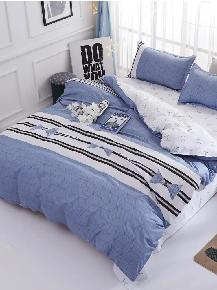 

4 Pcs Bedclothes Set Elegant Modern Striped Double Sided Comfy Bedding Set