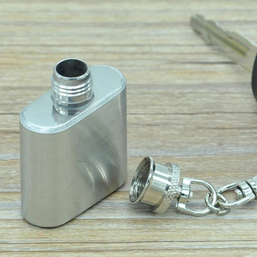 

Delicate Stainless Steel vodka bottle Portable 1oz Mini Hip Flask Alcohol Flagon Keychain whisky Hip Flask Drinkware flask