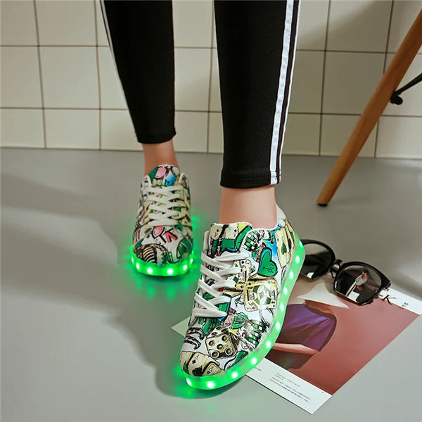 7ipupas USB Зарядное устройство детская обувь со светодиодной подсветкой для мальчиков и девочек; кроссовки для мужчин со светящейся детский светильник со шнуровкой обувь вела тапочки Повседневное светящиеся кроссовки - Цвет: FDH02O Puke Green