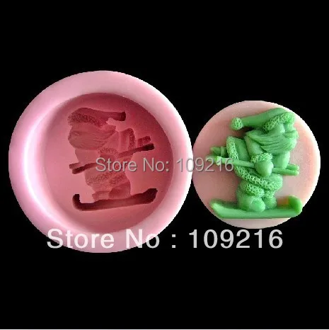 

wholesale!!! 1pcs Father Christmas with Skiing (R0058) Silicone Handmade Soap Mold Crafts DIY Mold
