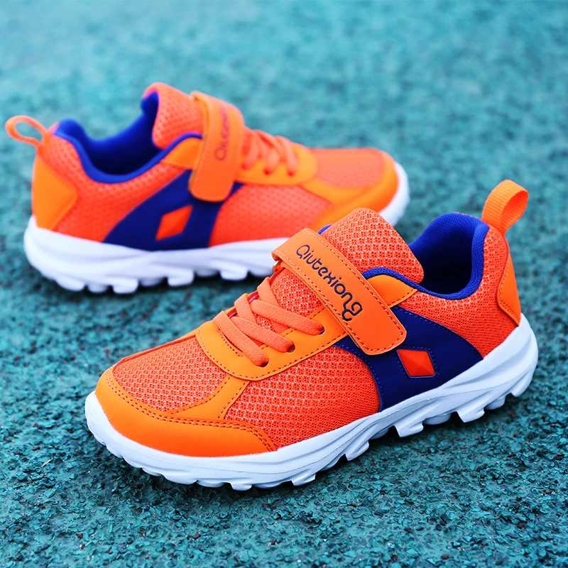 boys orange tennis shoes