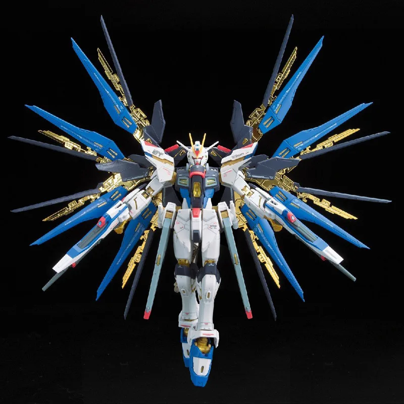 

Japan Original BANDAI RG Assault Freedom Gundam Model 1/144 Action Figure Gundam Model Transformation Assembled Toy