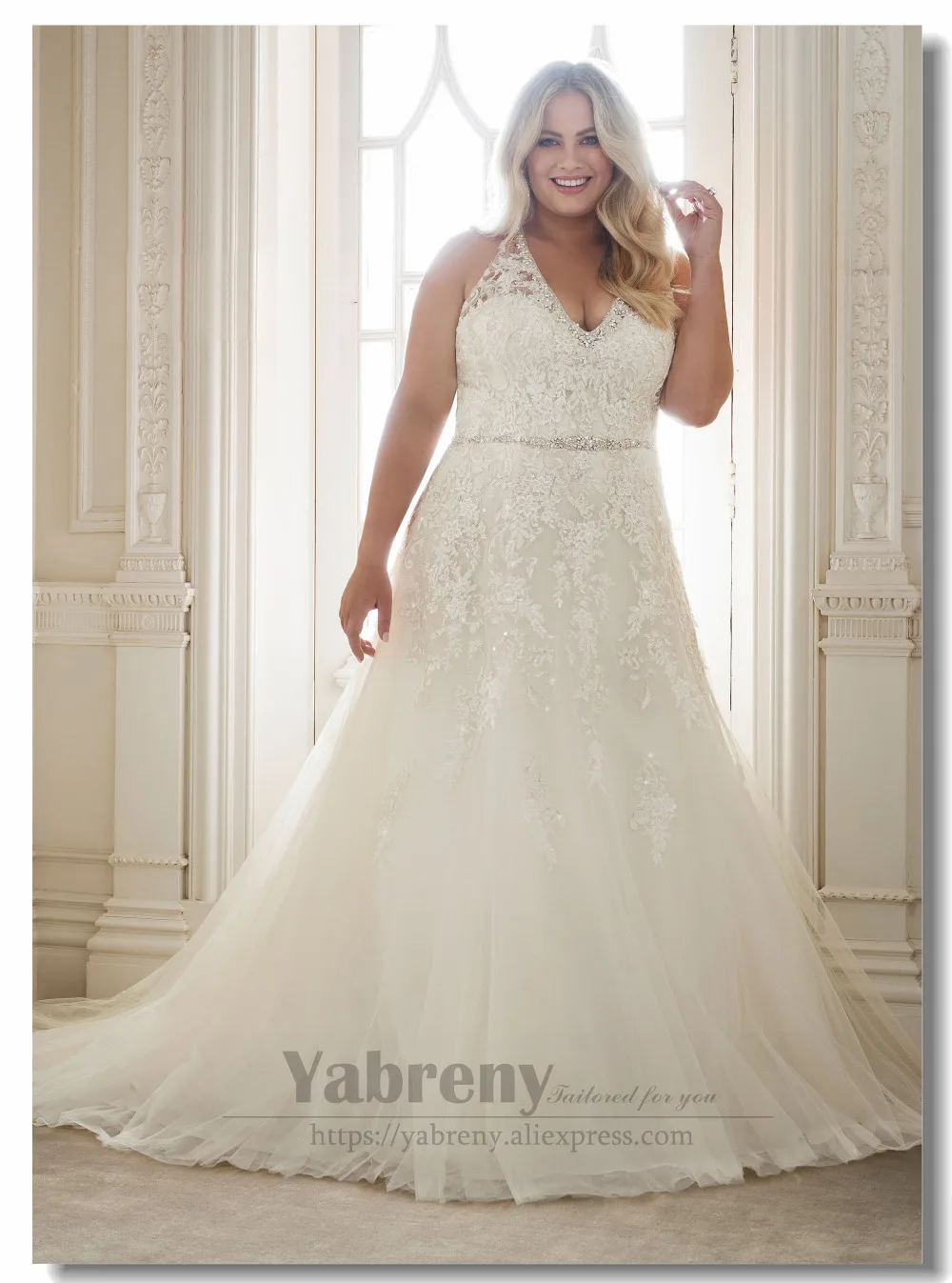 Plus Size Halter Wedding dresses with ...