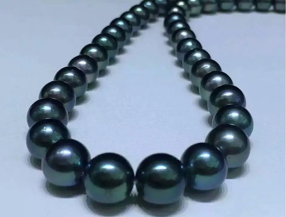

HUGE AAA 11-12MM SOUTH SEA BLACK PEARL NECKLACE 18 INCH 14K GOLD CLASPt (9.13)
